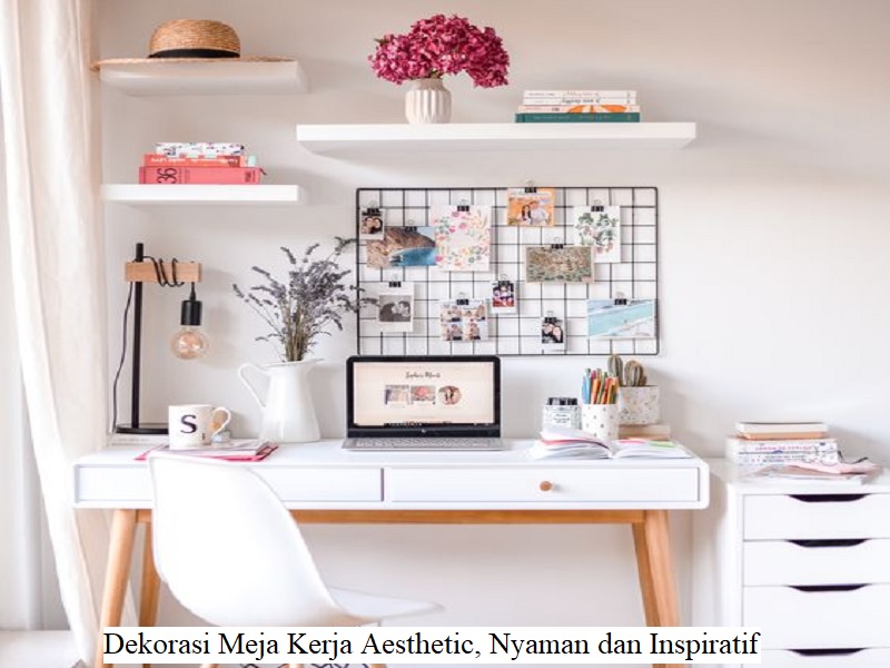 Meja Kerja Aesthetic